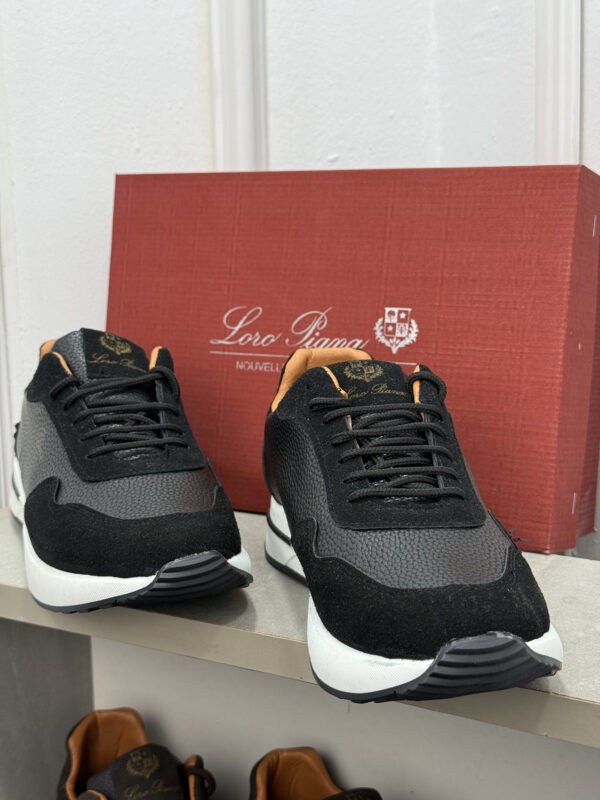 LORO PIANA 2
